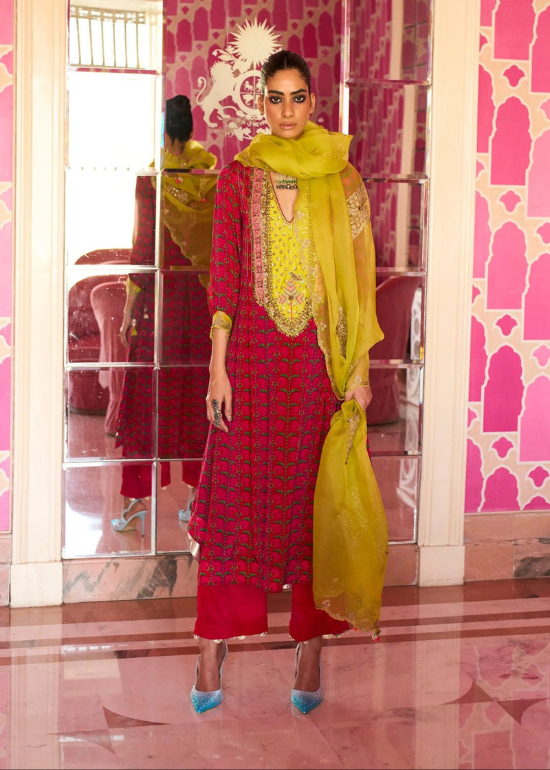 Retro Raani Red Silk Yoke Kurta Set by Rajiramniq for women in Singapore