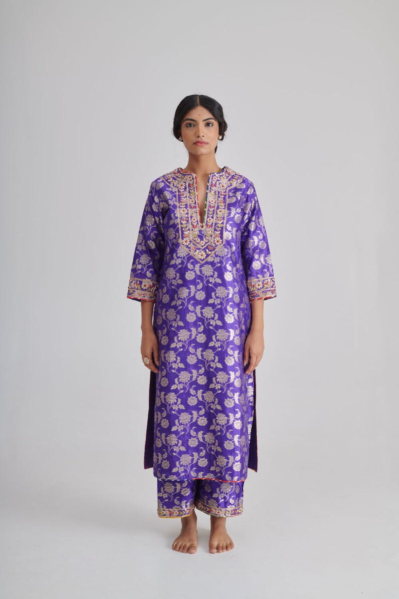 ROOHI & QURBAT KURTA & PANT