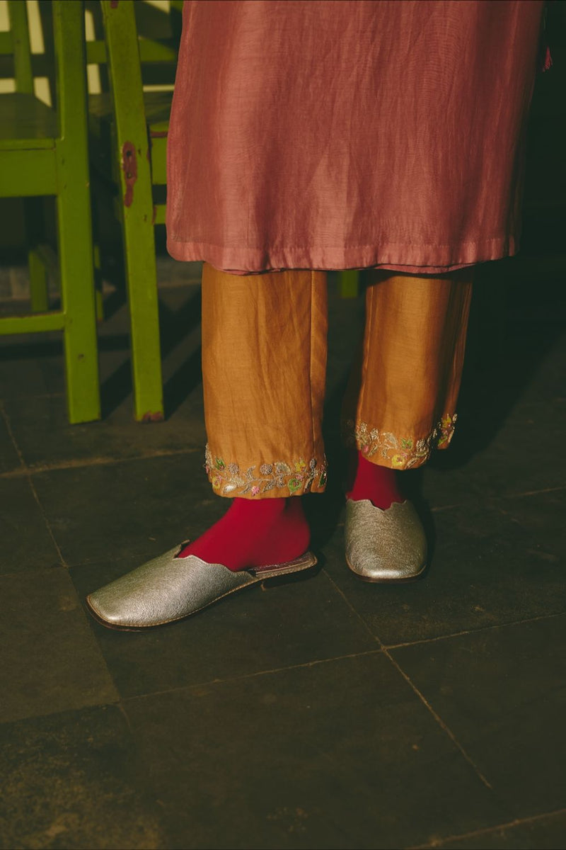 RUHANIYAT & AMBER KURTA & CHURIDAAR