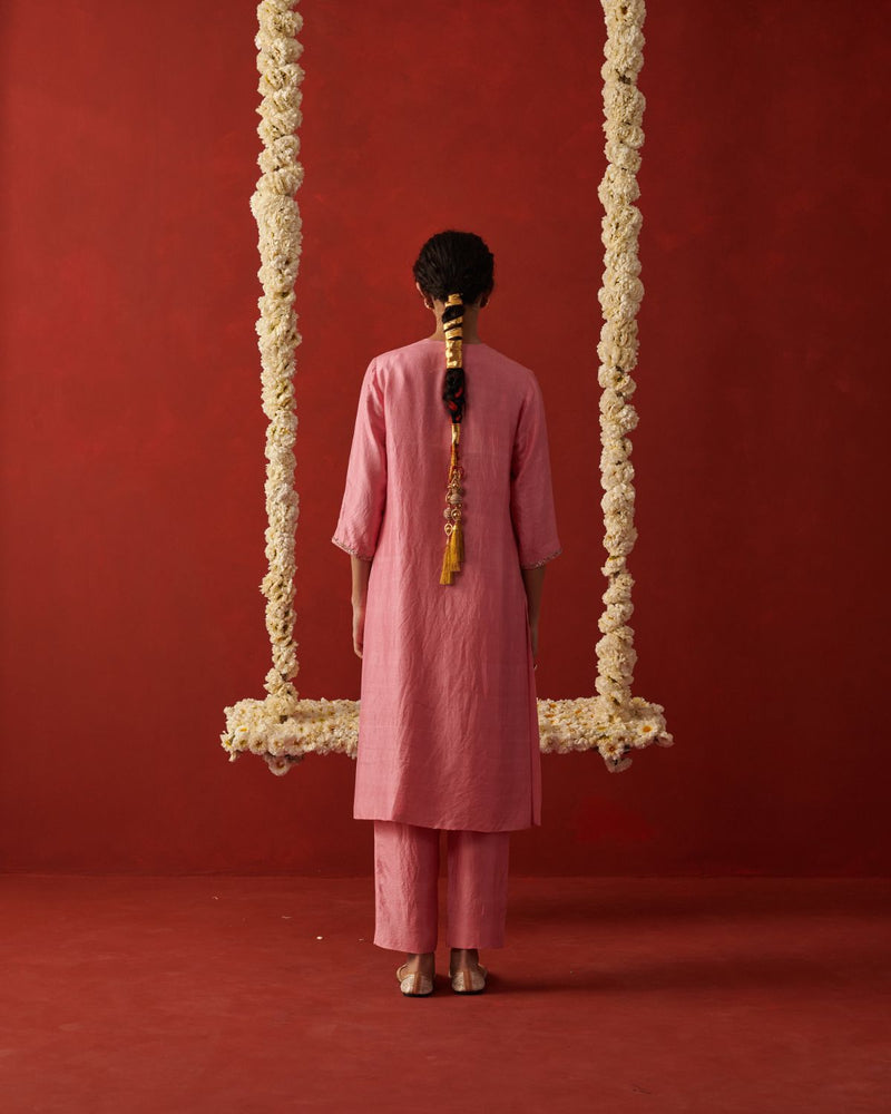RUHANI & NILOFER KURTA & PANT