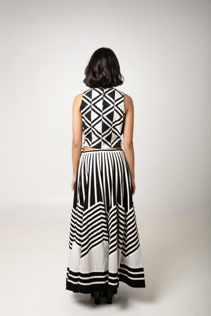 Rachana Skirt + Rapa Crop cotton by Ka-Sha in black color for women in Singapore