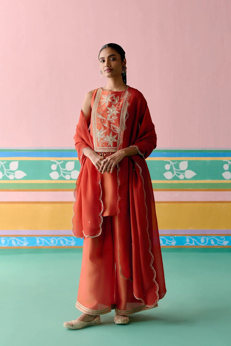 Rust Embroidered Sleeveless Kurta Set tissue Buy Rust Embroidered Sleeveless Kurta Set from C&W | Light Kurta Sets for Women by Label Mogra in rust color for women in Singapore