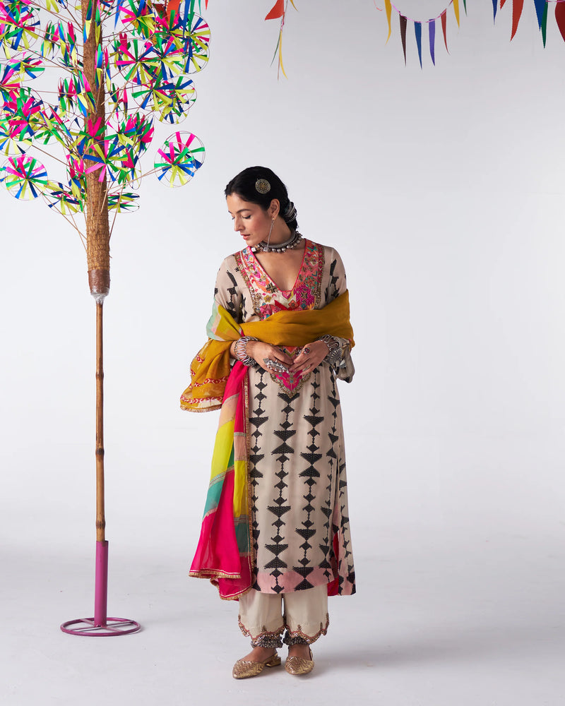 Sakhi Black And White Phulkari Yoke Kurta Set by Rajiramniq for women in Singapore