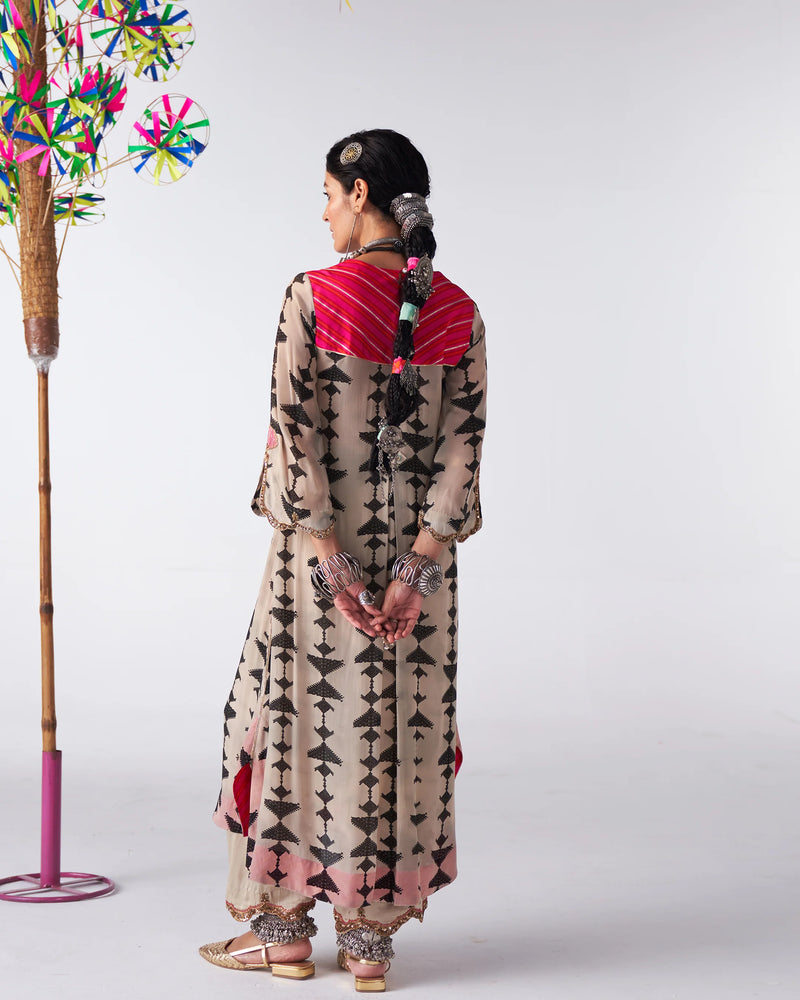 Sakhi Black And White Phulkari Yoke Kurta Set by Rajiramniq for women in Singapore