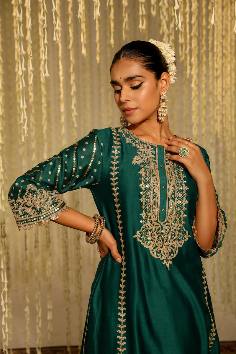 Sabirah A-line long kurta with palazzo and dupatta-Emerald Green Size L