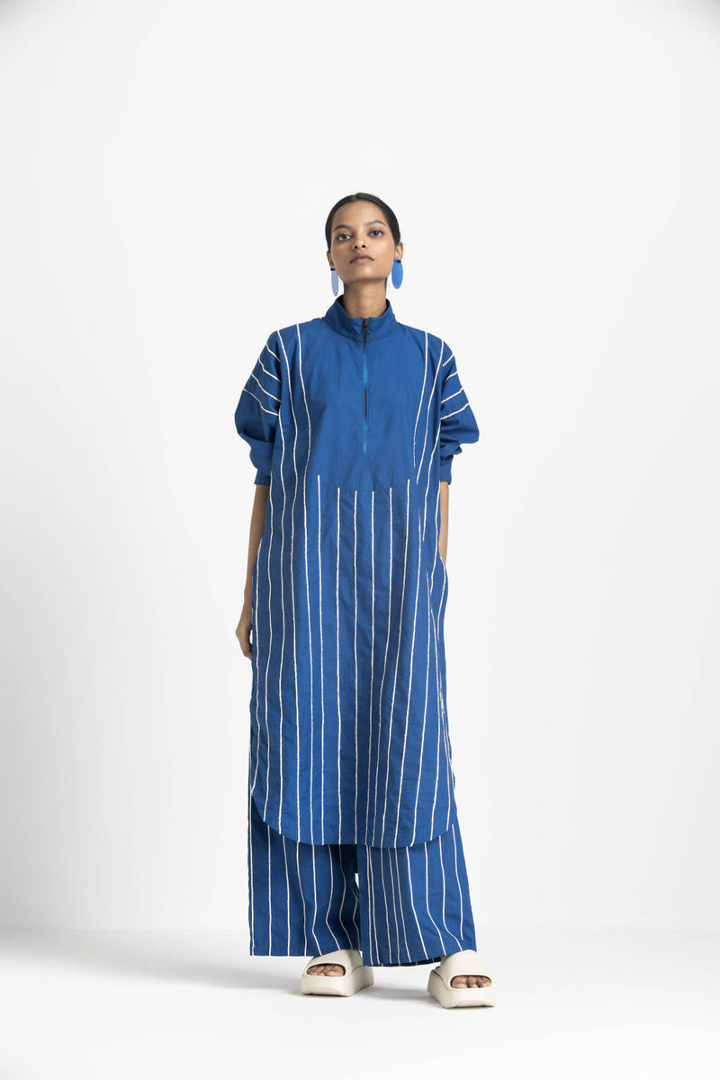 U-YOKE EMBROIDERED TUNIC - ELECTRIC BLUE poplin by THREE in blue color for women in Singapore