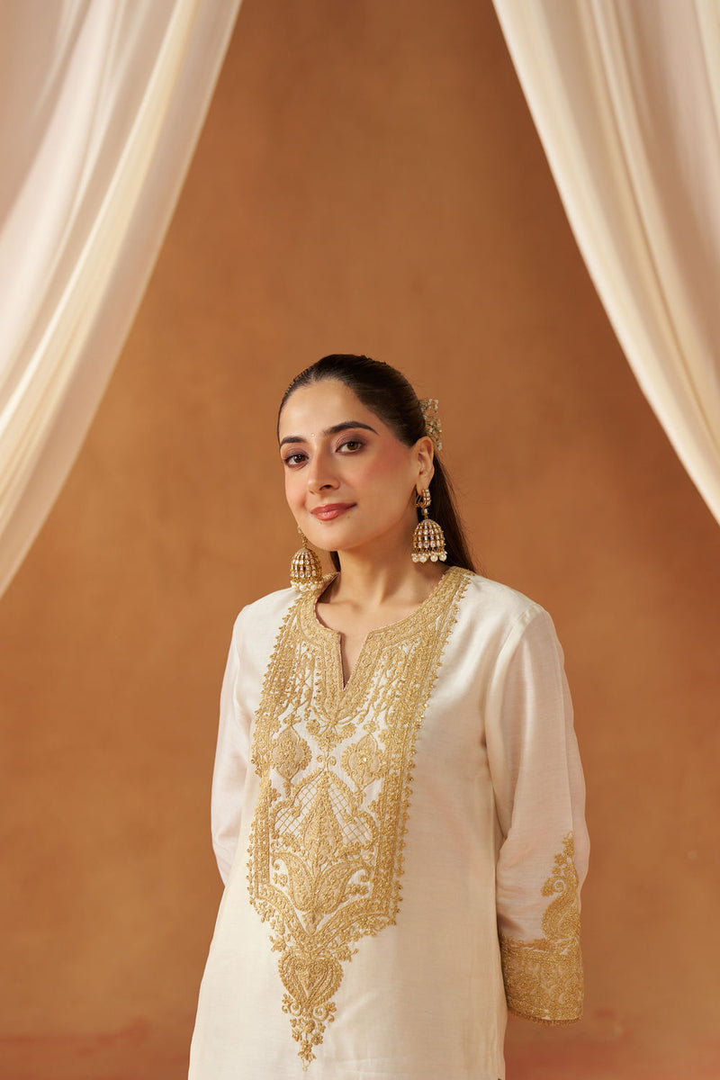 Adeela Daisy Ivory Kurta with Salwar and Dupatta silk chanderi kurta/kurta set by SHEETAL BATRA in ivory for women in Singapore