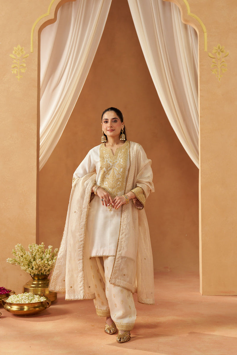 Adeela Daisy Ivory Kurta with Salwar and Dupatta silk chanderi kurta/kurta set by SHEETAL BATRA in ivory for women in Singapore