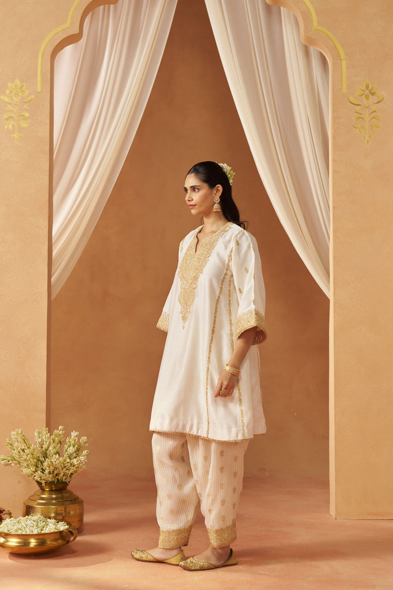Maahgul Daisy Ivory Kalidaar Chauga with Salwar and Dupatta silk chanderi kurta/kurta set by SHEETAL BATRA in ivory for women in Singapore