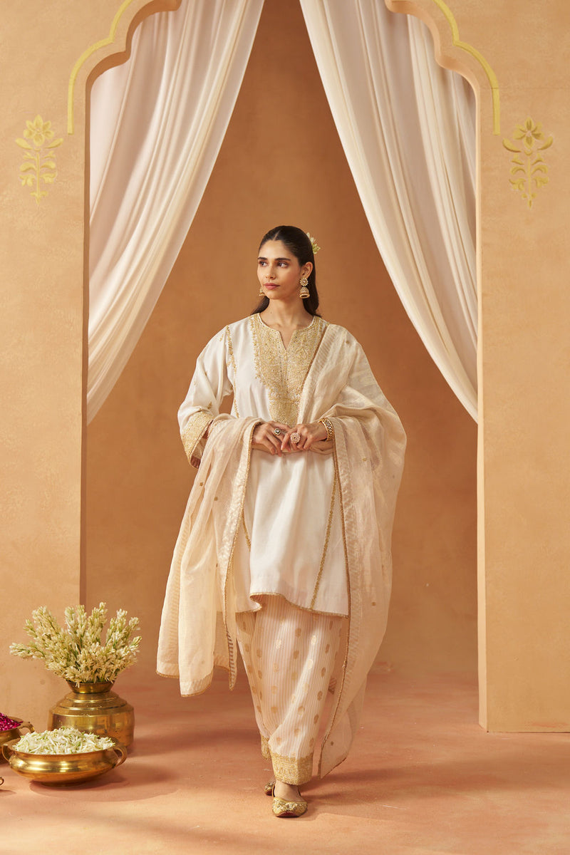Maahgul Daisy Ivory Kalidaar Chauga with Salwar and Dupatta silk chanderi kurta/kurta set by SHEETAL BATRA in ivory for women in Singapore