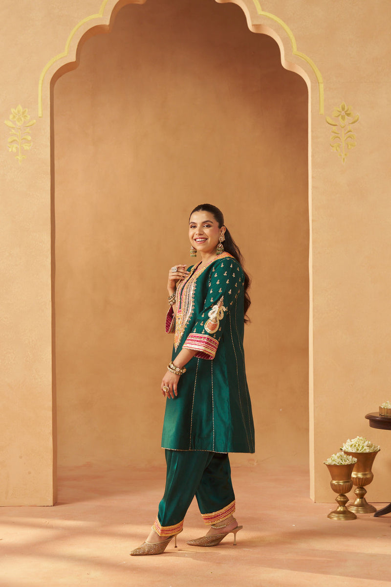 Riva emerald green chauga with salwar silk chanderi kurta/kurta set by SHEETAL BATRA in green for women in Singapore
