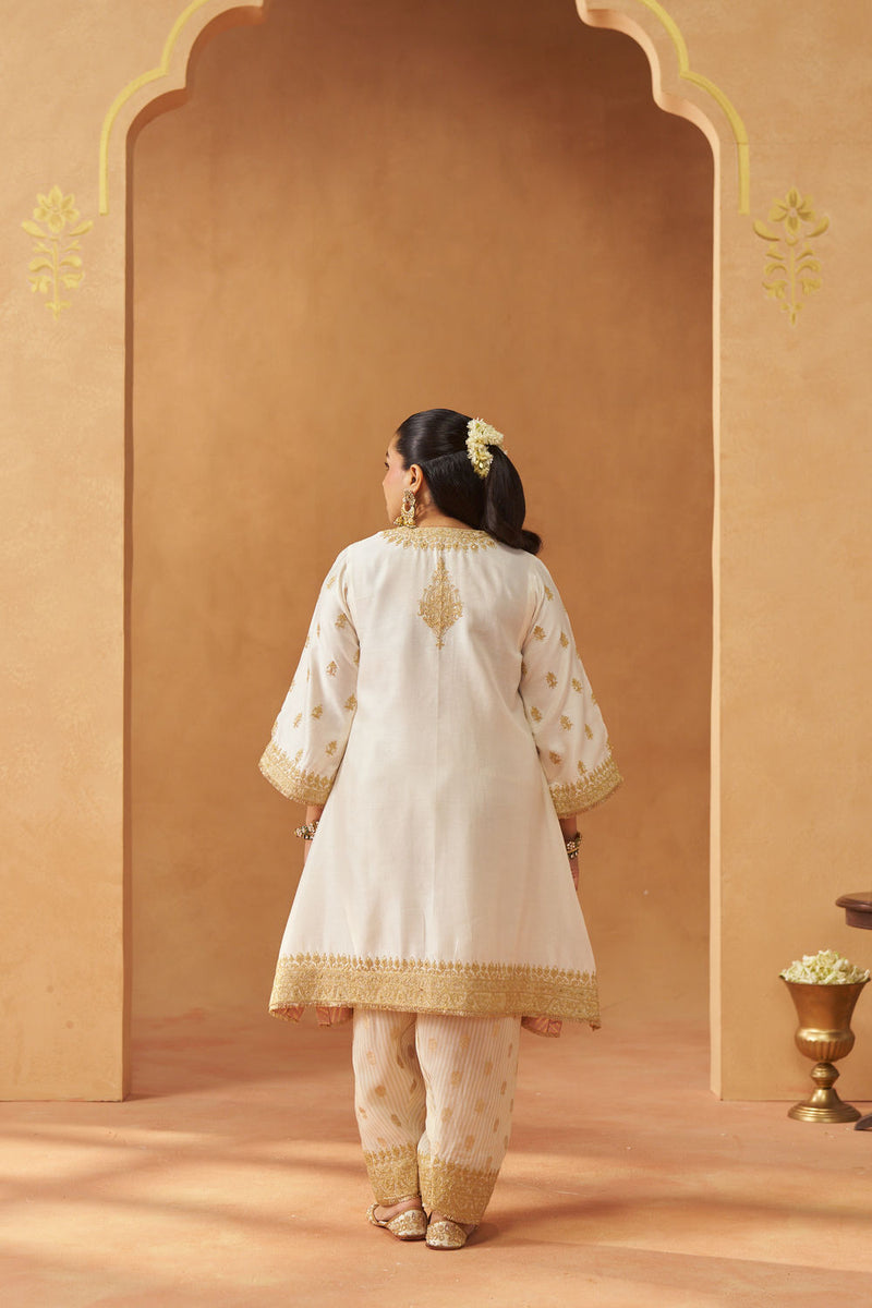 Zeenal Daisy Ivory A-Line Kaaftan with Salwar with Dupatta silk chanderi kurta/kurta set by SHEETAL BATRA in ivory for women in Singapore