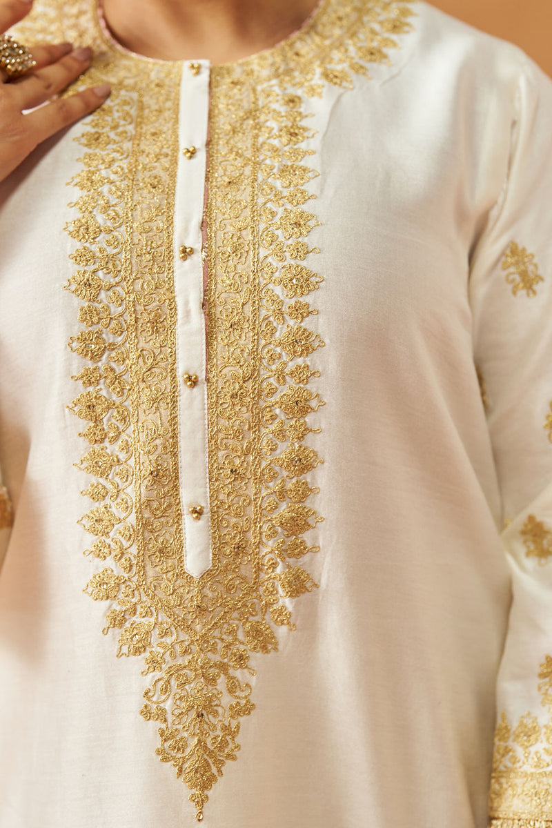 Zeenal Daisy Ivory A-Line Kaaftan with Salwar with Dupatta silk chanderi kurta/kurta set by SHEETAL BATRA in ivory for women in Singapore