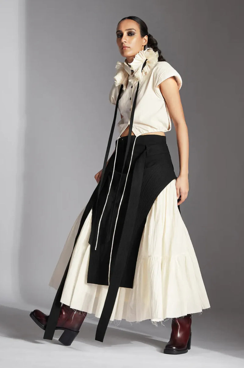 Tain Skirt-Black poplin by Chola in black color for women in Singapore