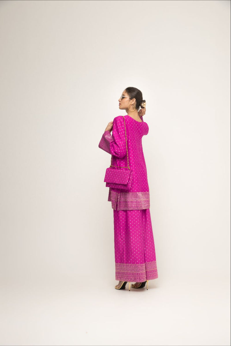 Sitara-Dotted Silk Kurta Set - Pink