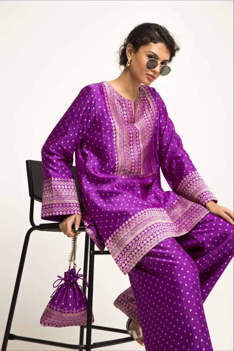 Sitara-Dotted Silk Kurta Set - Purple