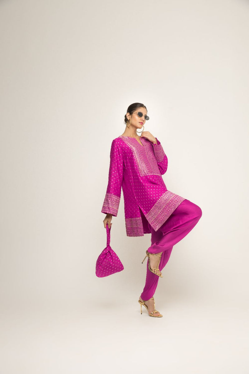 Tara- Dotted Brocade Detail Silk Kurta With Dhoti Set - Pink