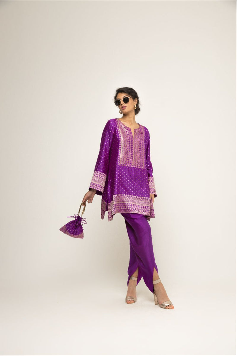 Tara- Dotted Brocade Detail Silk Kurta With Dhoti Set - Purple