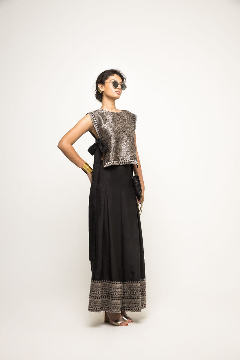 Joli- Metallic Brocade Bib With Pant Set - Black