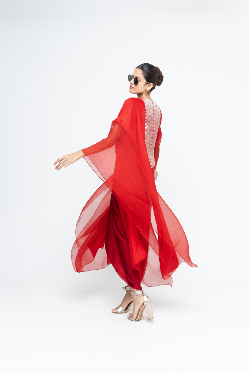 Onaya - Silk Cape set - Red