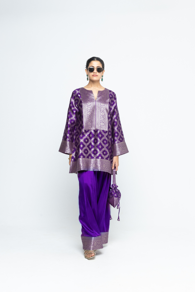 Seerat - Brocade Jaal Silk Kurta with Farshi set - Purple