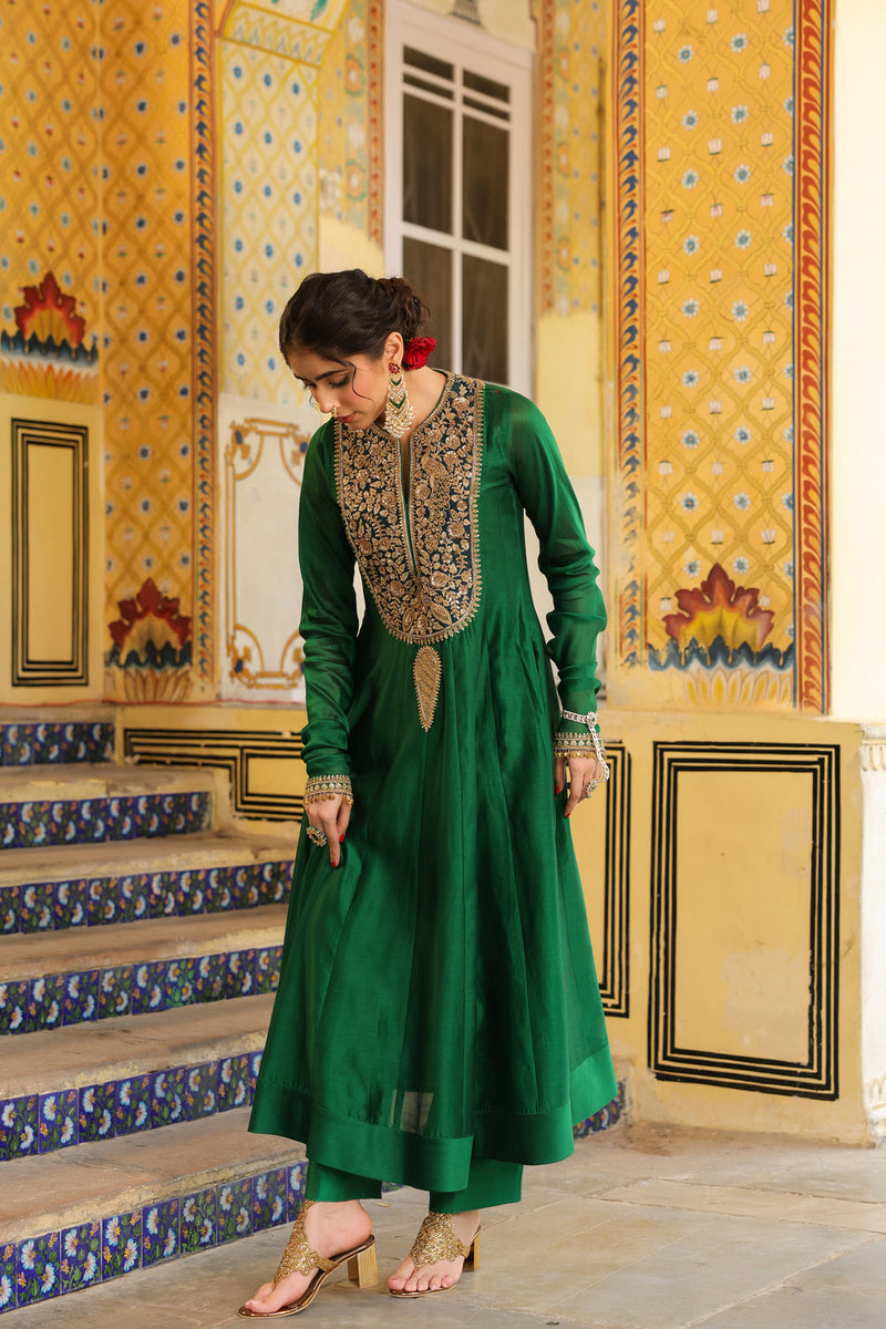 Ahista Green Kalidaar Set silk chanderi kurta/kurta set by Niti Bothra in green for women in Singapore