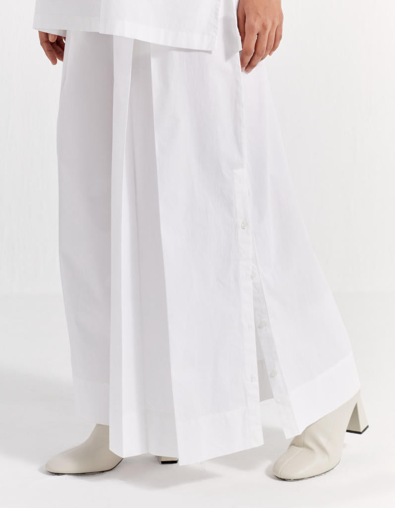 FRINGE CROP OVERLAY SHIRT - SHIRT : WHITE
OVERLAY : MINT poplin by THREE in mint color for women in Singapore