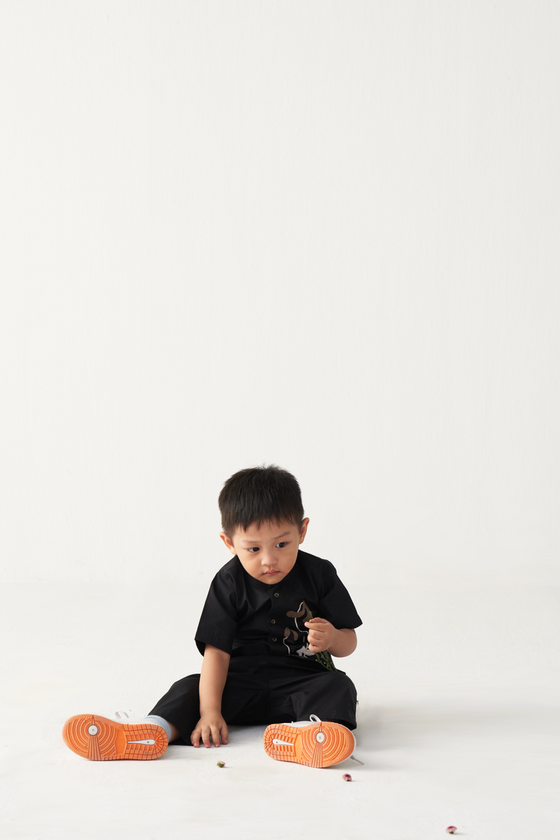 KIDS POPPY APPLIQUE SHIRT-BLACK poplin by THREE Kids for kids in Singapore