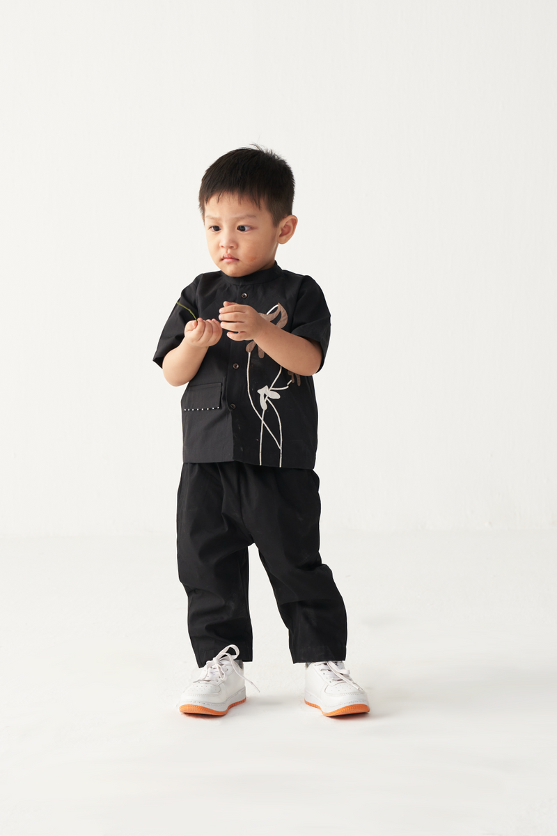 KIDS POPPY APPLIQUE SHIRT-BLACK poplin by THREE Kids for kids in Singapore