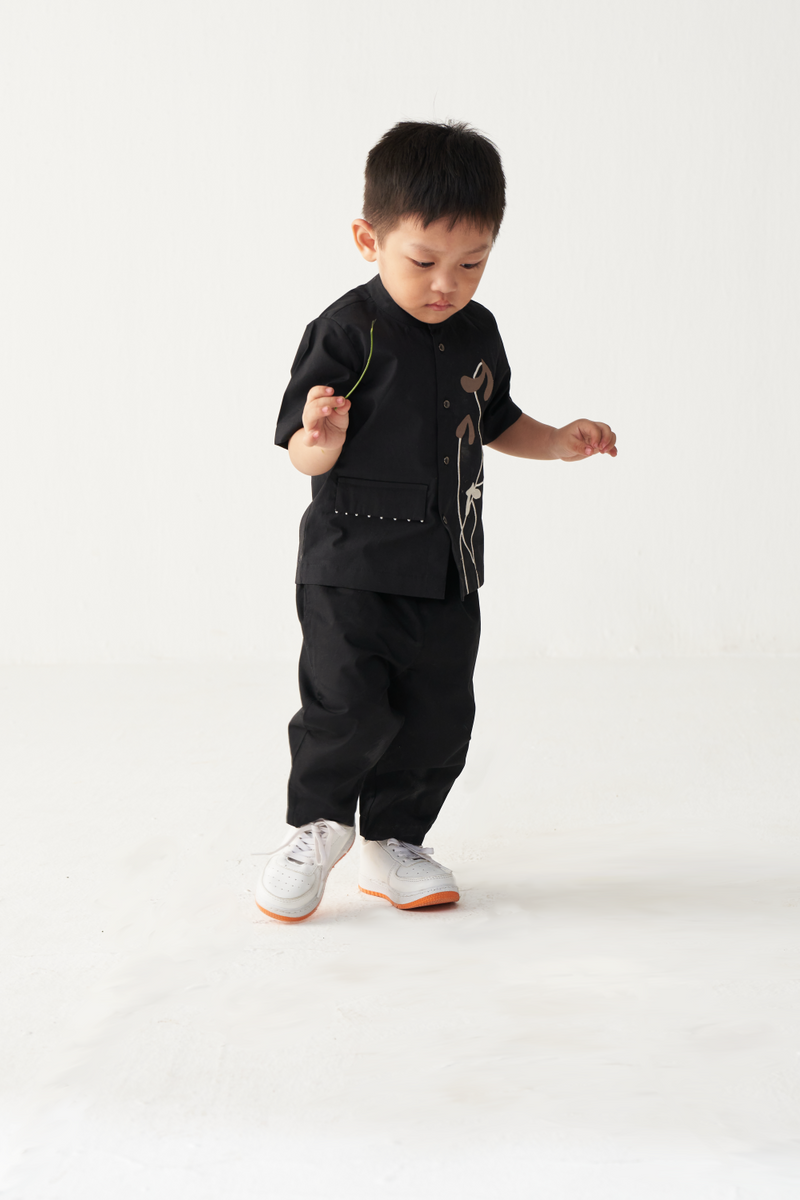 KIDS POPPY APPLIQUE SHIRT-BLACK poplin by THREE Kids for kids in Singapore