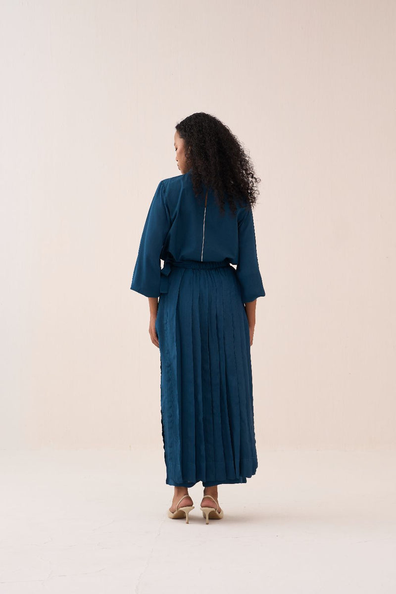 Floral Emb. Top poplin by THREE in teal color for women in Singapore