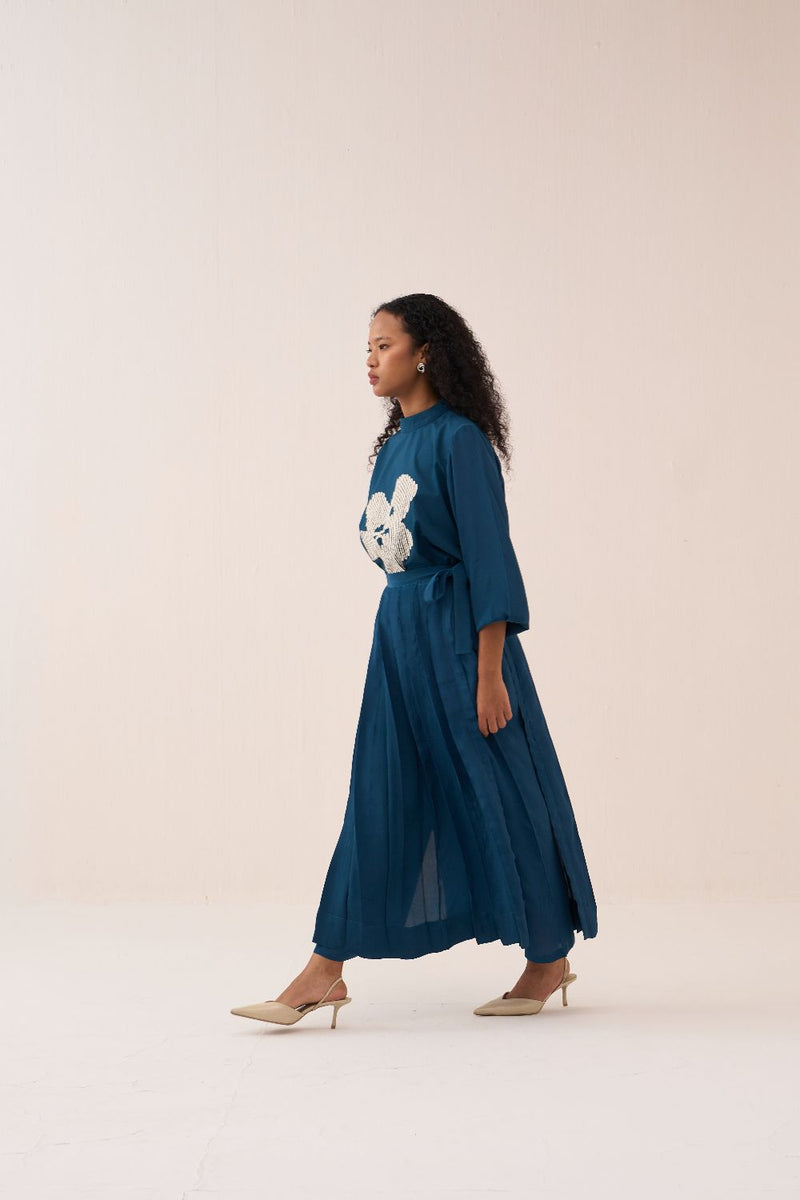 Floral Emb. Top poplin by THREE in teal color for women in Singapore
