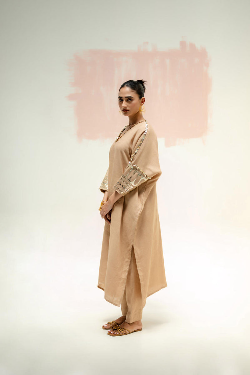 Chamakeen Antifit Linen Kurta with Pants-Camel