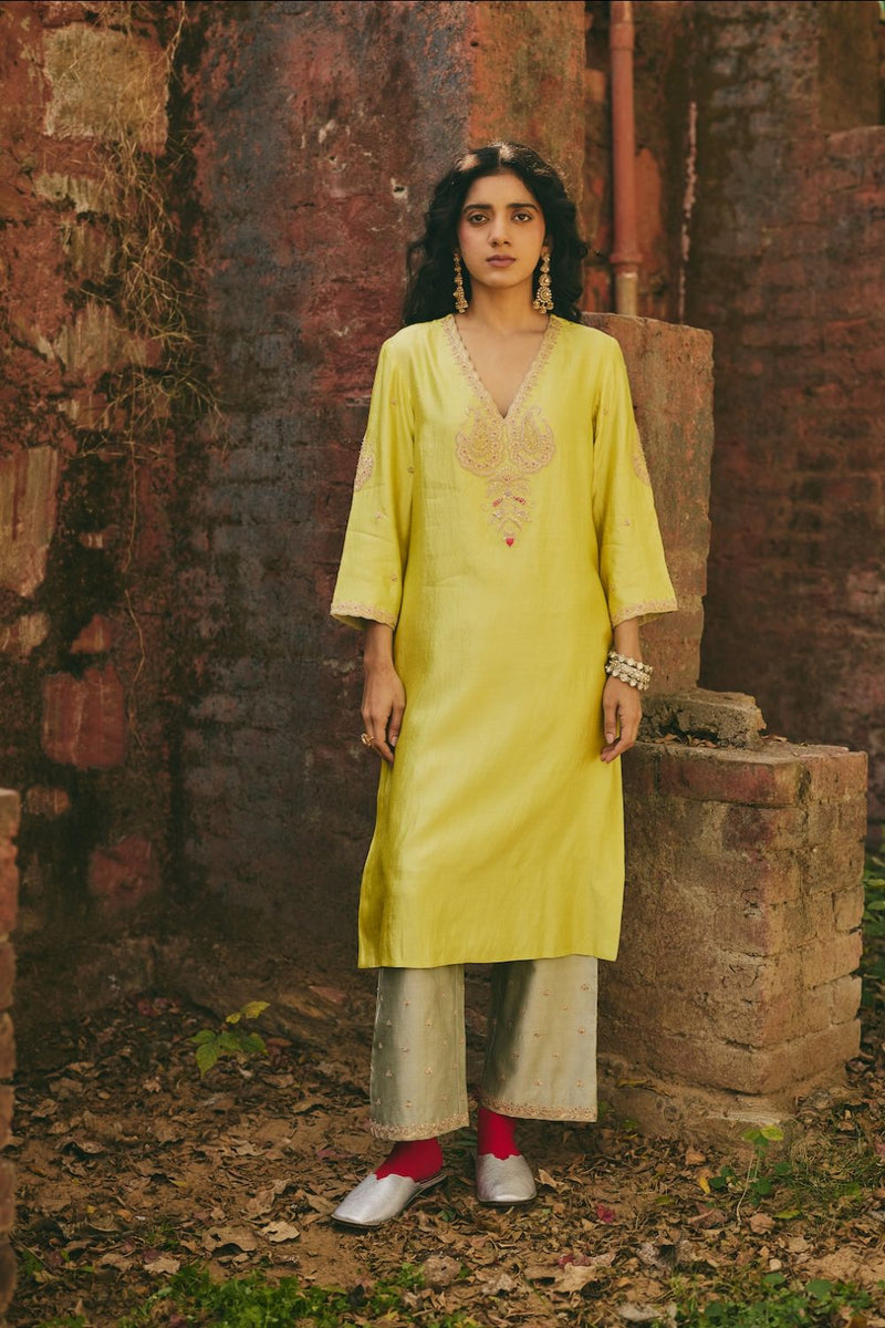 SUFRA & NAYAB KURTA & PANT