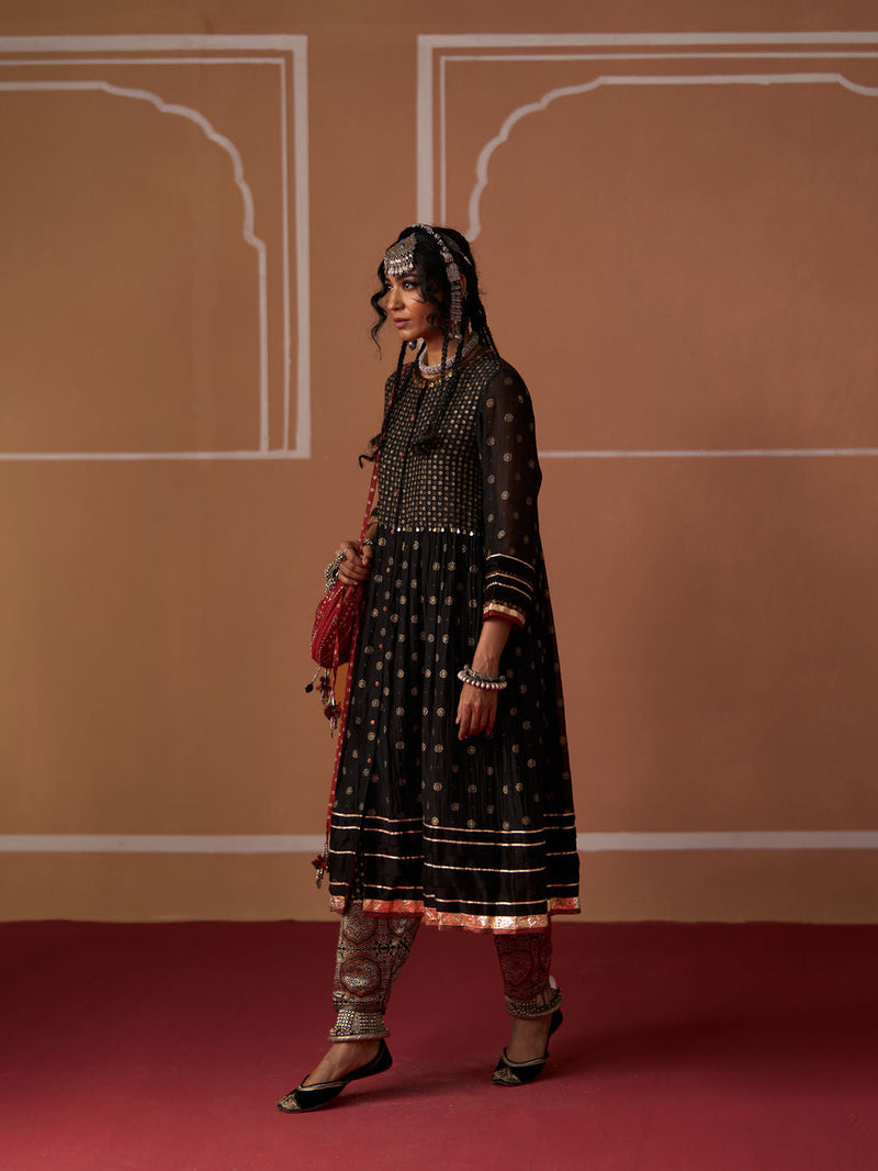 Meenal Kurta chanderi kurta/kurta set by SWATTI KAPOOR in black for women in Singapore