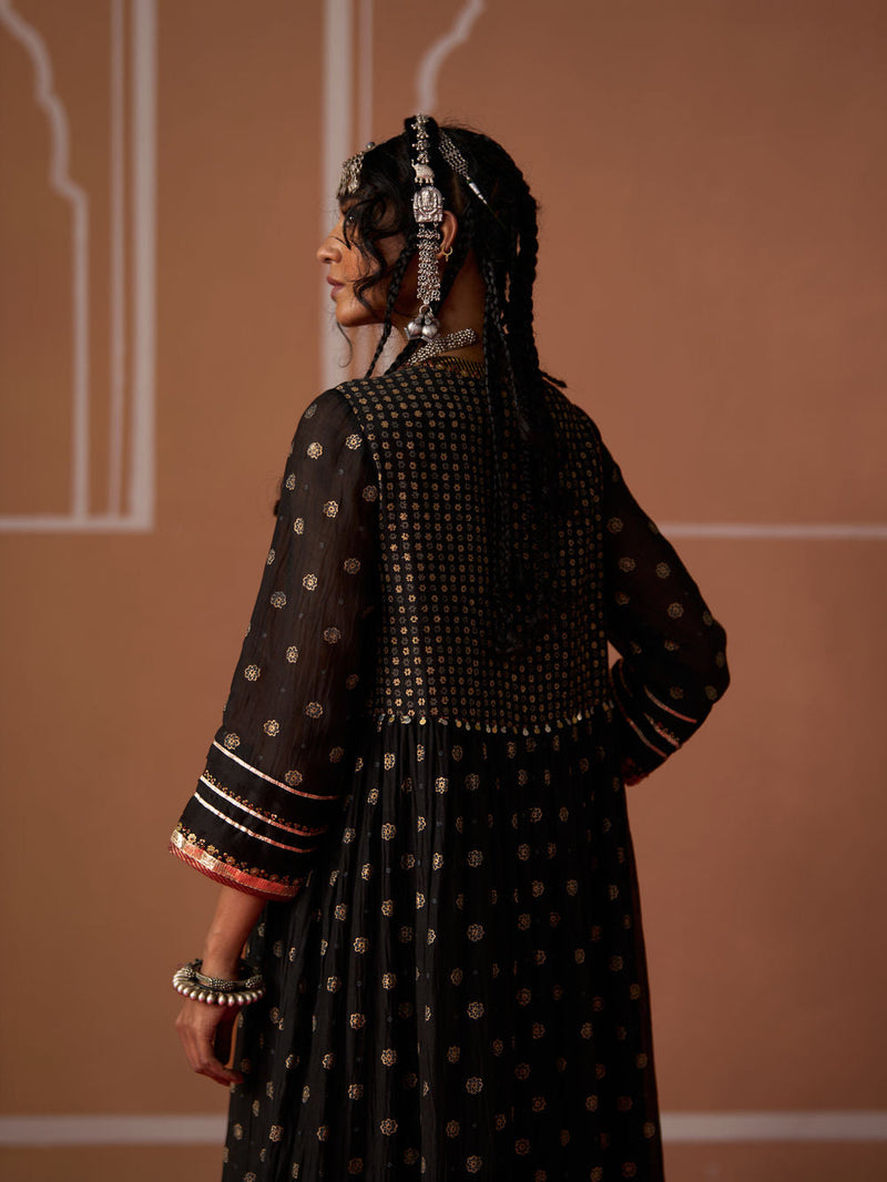 Meenal Kurta chanderi kurta/kurta set by SWATTI KAPOOR in black for women in Singapore