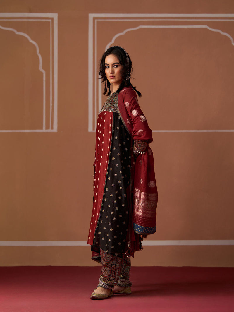 Aditi Kurta chanderi indo-western by SWATTI KAPOOR in multi-color for women in Singapore