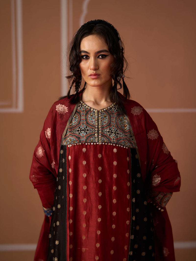 Aditi Kurta chanderi indo-western by SWATTI KAPOOR in multi-color for women in Singapore