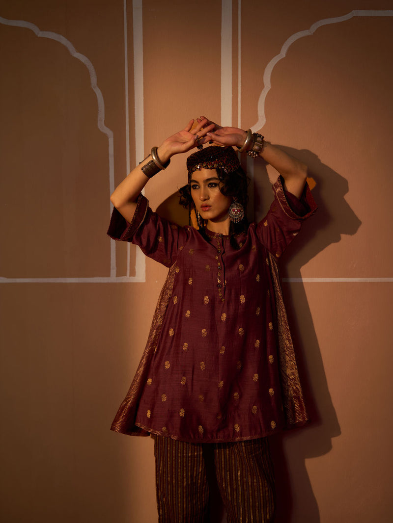 Oorja Kurta chanderi kurta/kurta set by SWATTI KAPOOR in plum for women in Singapore