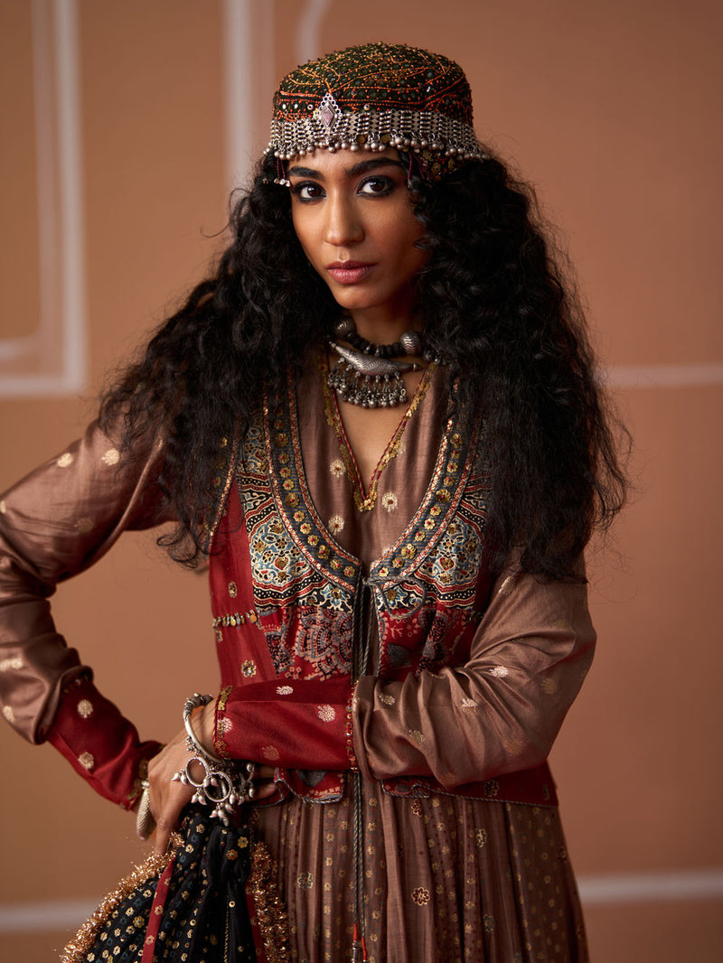 Nakul Gilet chanderi indo-western by SWATTI KAPOOR in multi-color for women in Singapore