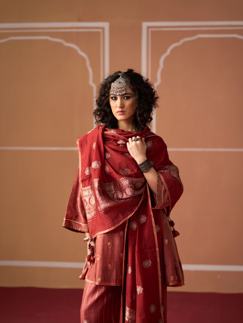 Charu Kurta chanderi kurta/kurta set by SWATTI KAPOOR in peach for women in Singapore