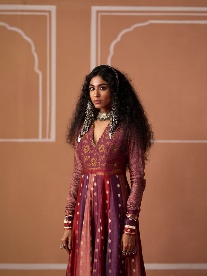 Sadaf Kurta chanderi kurta/kurta set by SWATTI KAPOOR in multi-color for women in Singapore
