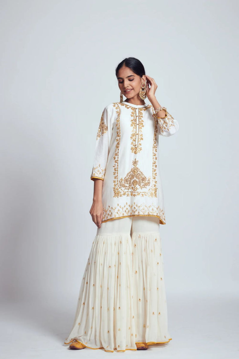 Sabaa Straight kurta with salwar and dupatta-Daisy Ivory silk by SHEETAL BATRA in ivory color for women in Singapore