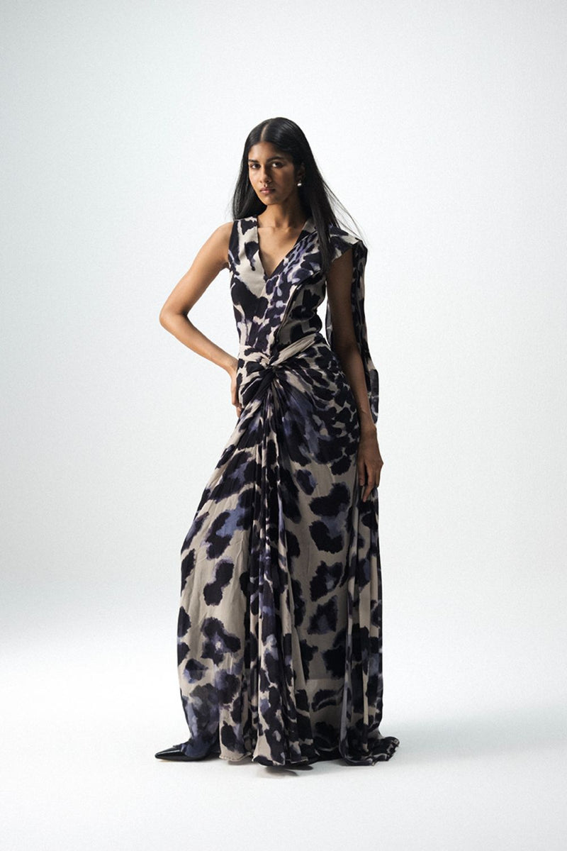 SAMBURU TOP AND PRE-DRAPED SAREE SET by Yam in blue color for women in Singapore