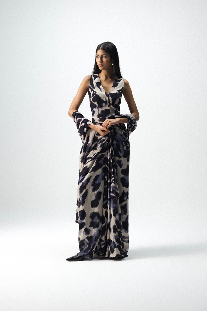 SAMBURU TOP AND PRE-DRAPED SAREE SET by Yam in blue color for women in Singapore