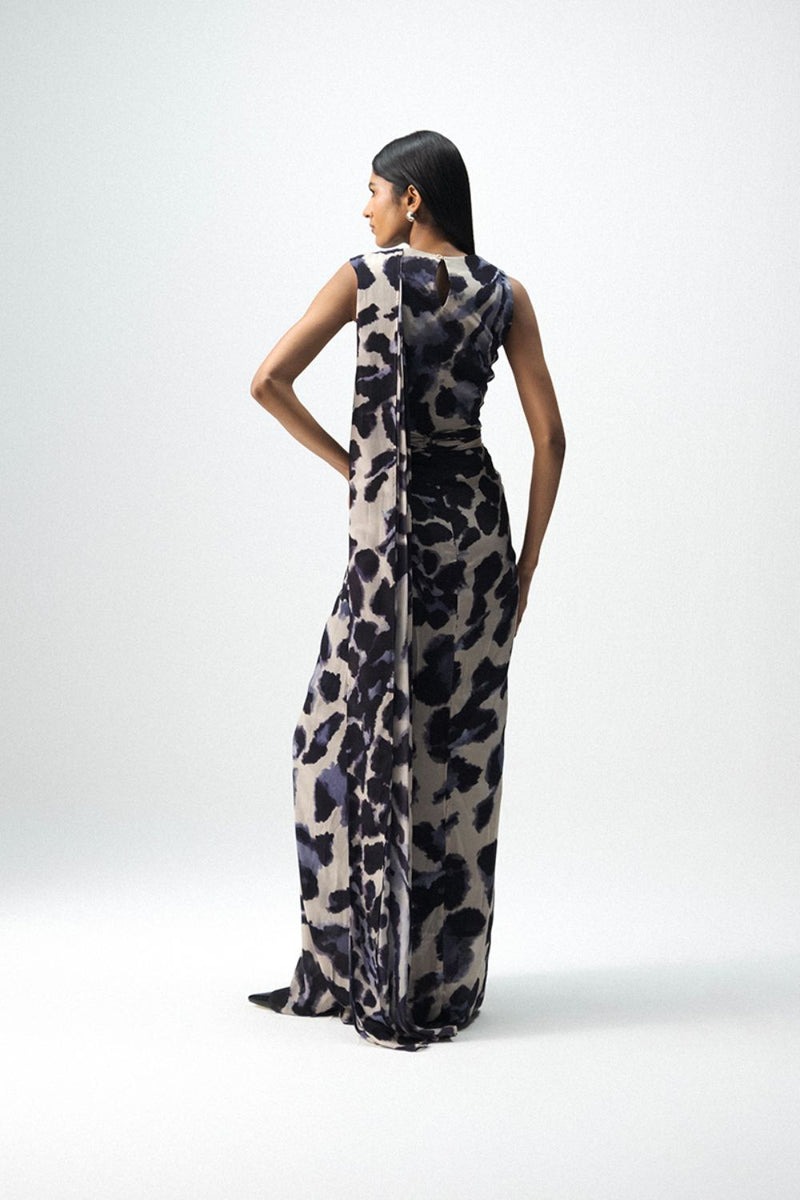SAMBURU TOP AND PRE-DRAPED SAREE SET by Yam in blue color for women in Singapore