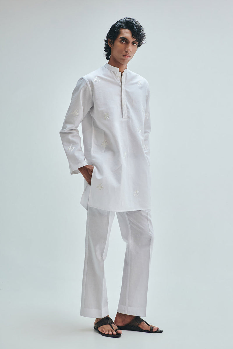 Taj Co-Linen Embroidered Men’s Band Collar Kurta cotton linen kurta/kurta set by Saphed Men in white for men in Singapore