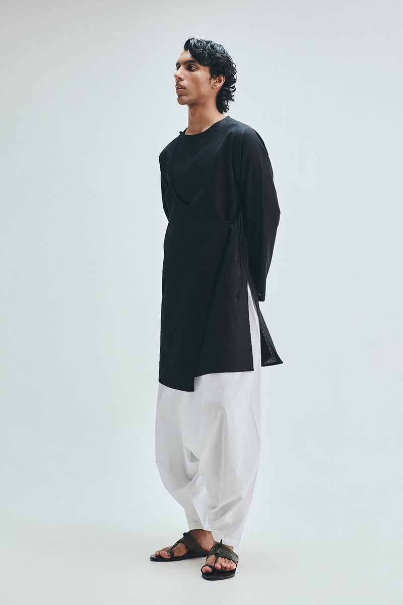 Kohl Co-Linen Men’s Angrakha Kurta cotton linen kurta/kurta set by Saphed Men in black for men in Singapore