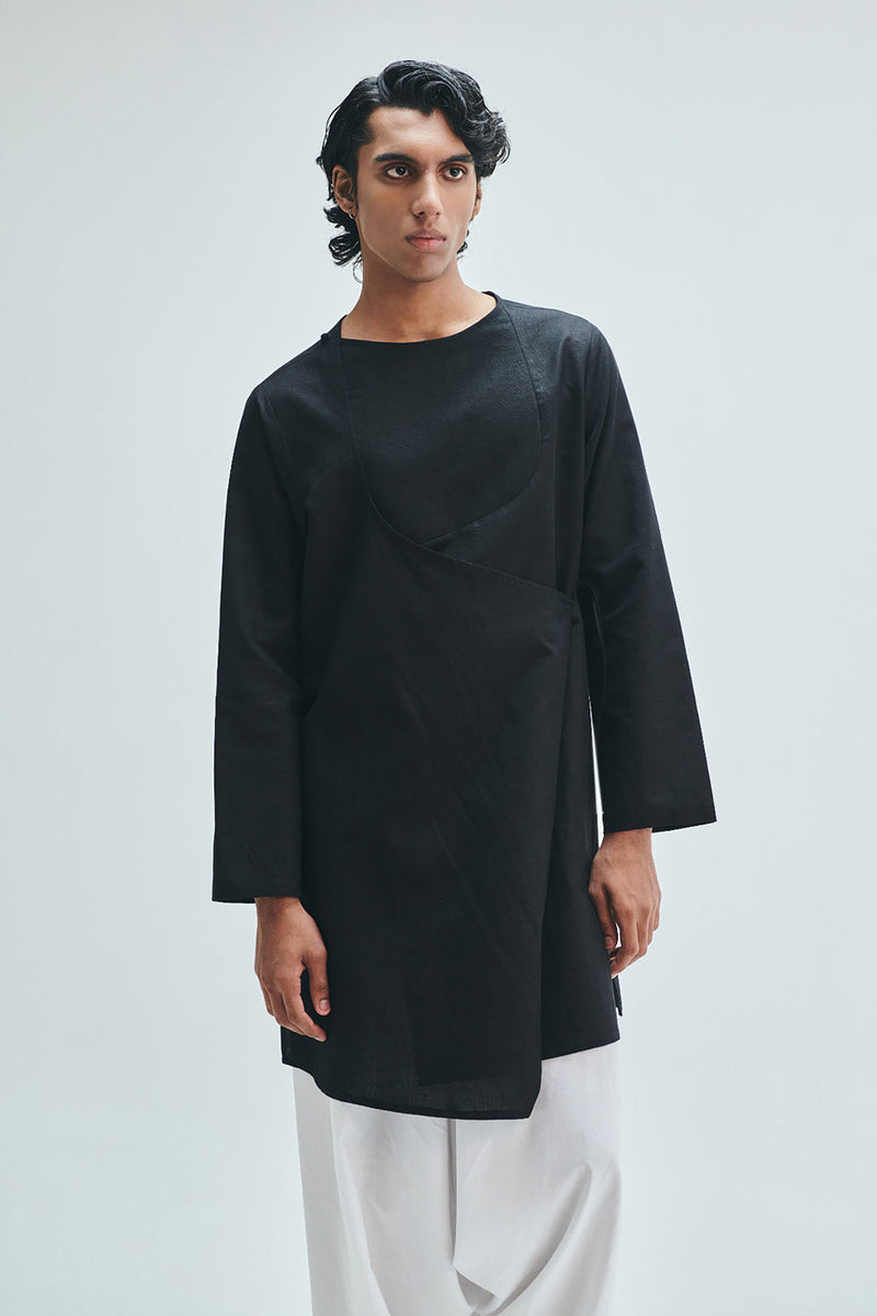 Kohl Co-Linen Men’s Angrakha Kurta cotton linen kurta/kurta set by Saphed Men in black for men in Singapore