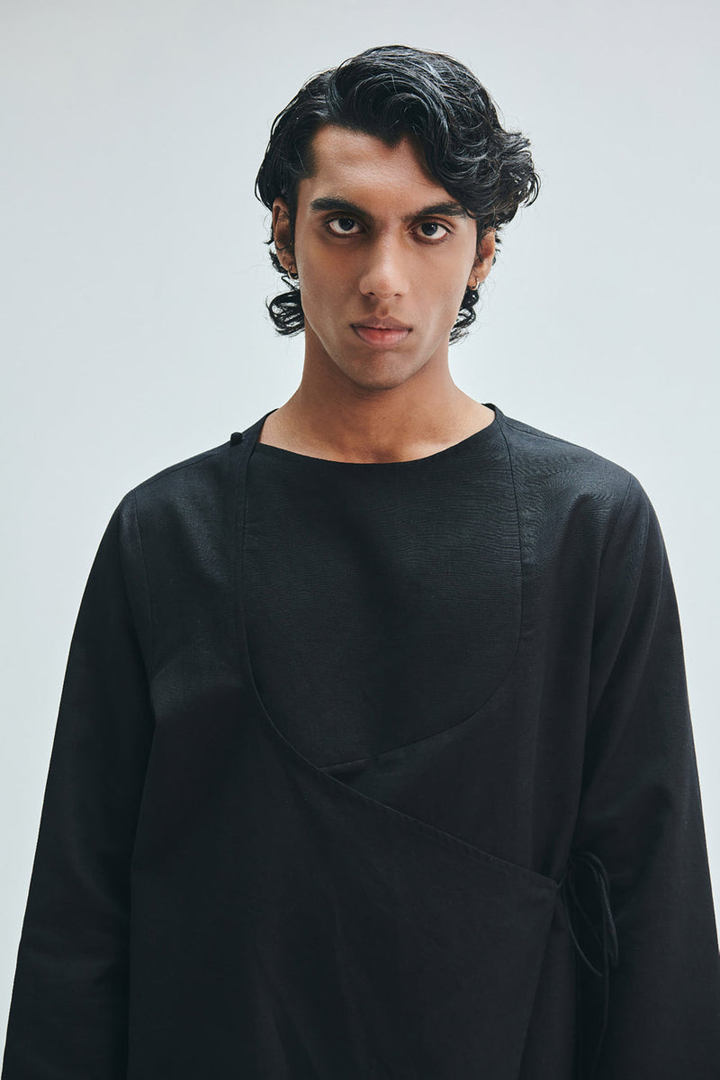 Kohl Co-Linen Men’s Angrakha Kurta cotton linen kurta/kurta set by Saphed Men in black for men in Singapore